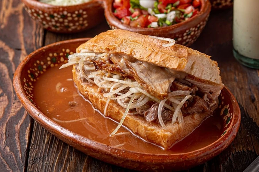 Torta Ahogada Bar
